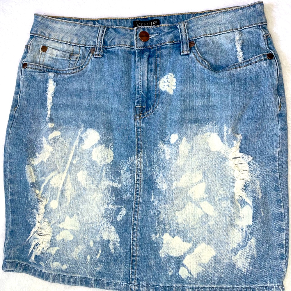 Venus Mini Skirt